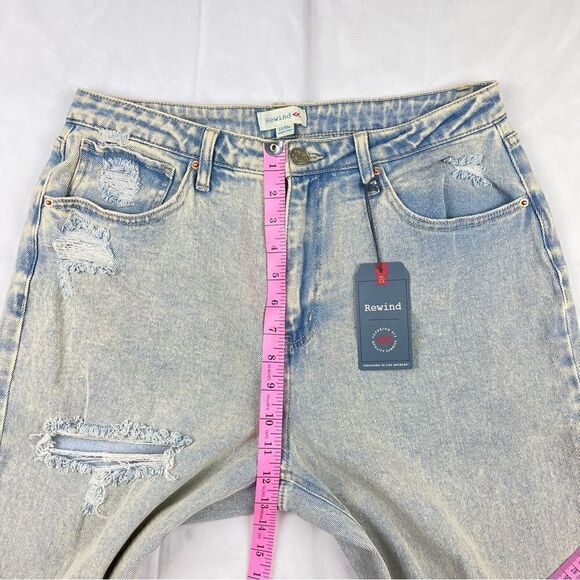 NWT Rewind - Distressed High Waisted Mom Jeans Size 11/30W - Picture 8 of 10
